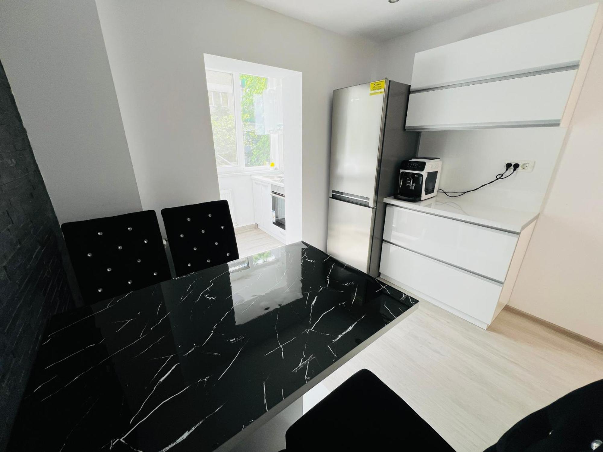 The White Pearl Apartment Oradea Eksteriør bilde